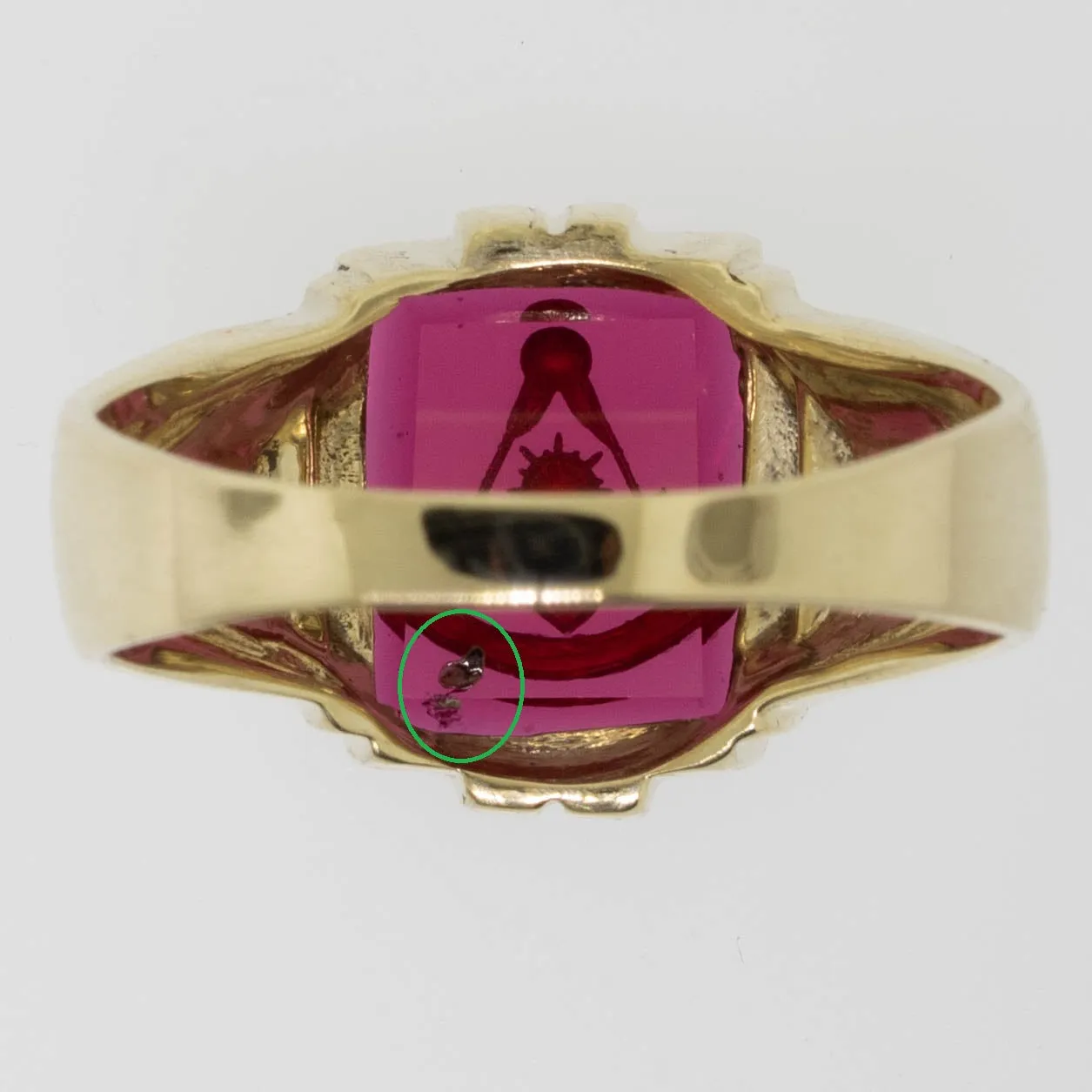 10K Yellow Gold Masonic Ring with Red Stone Size 10.75 Preowned Jewelry