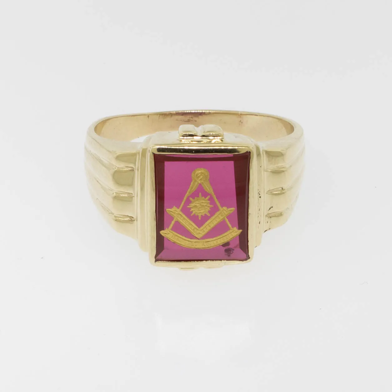 10K Yellow Gold Masonic Ring with Red Stone Size 10.75 Preowned Jewelry