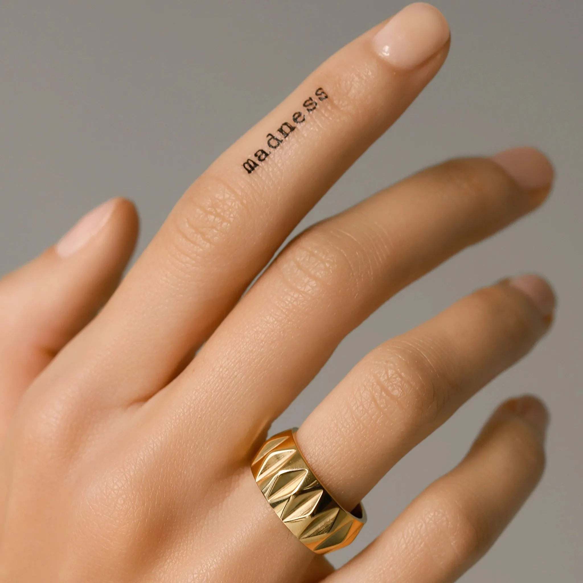 ACCORDION RING