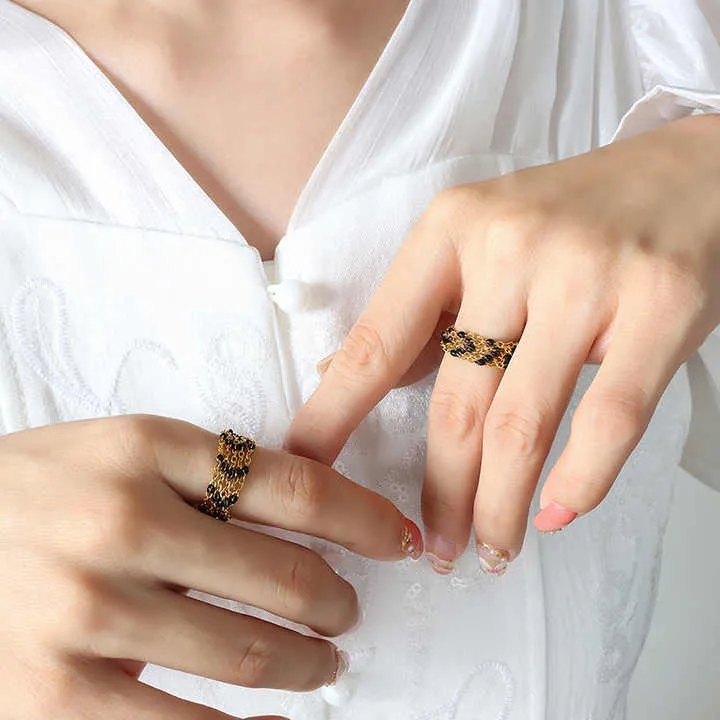 Black Beads Chain Ring