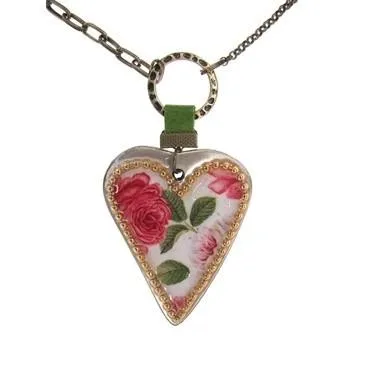 Enamel Heart Necklace With Pearls