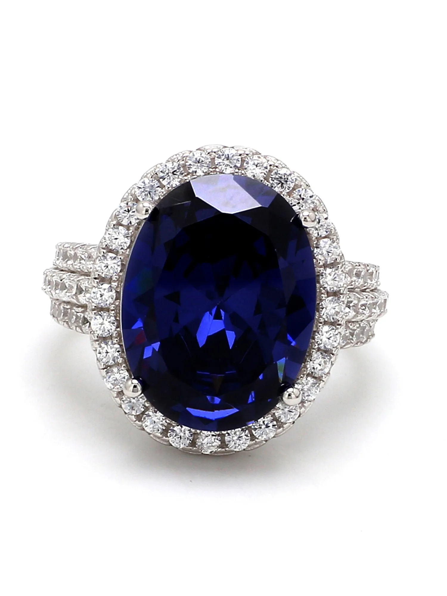 Glamm Blue Sapphire Oval Ring In 925 Silver