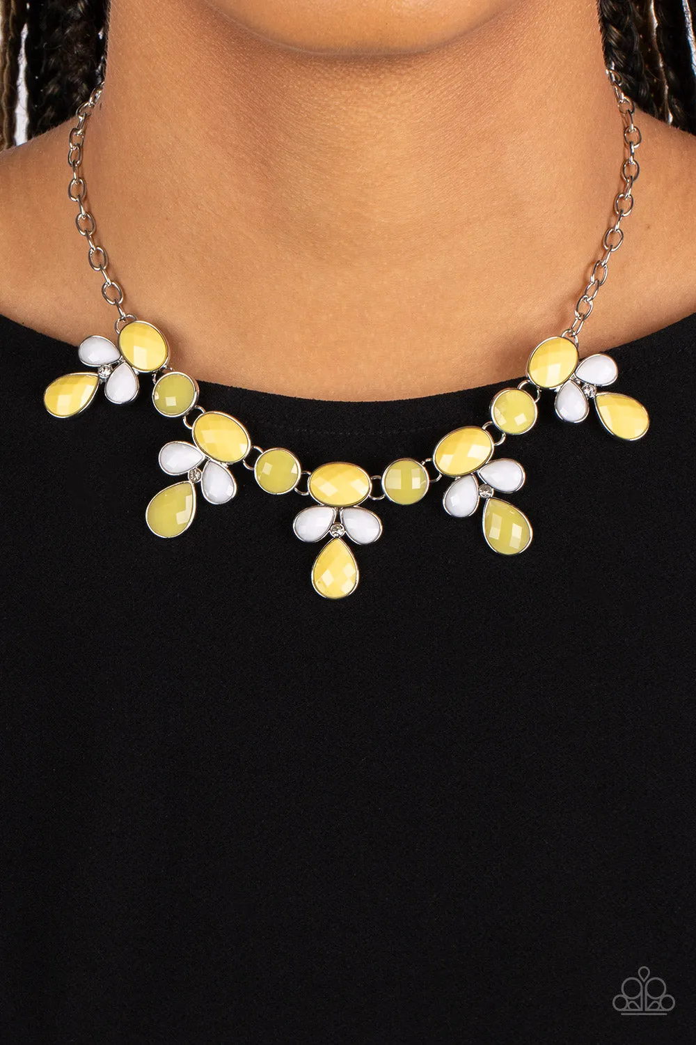 Midsummer Meadow - Yellow Necklace - Paparazzi Accessories