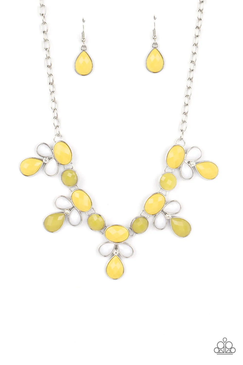 Midsummer Meadow - Yellow Necklace - Paparazzi Accessories