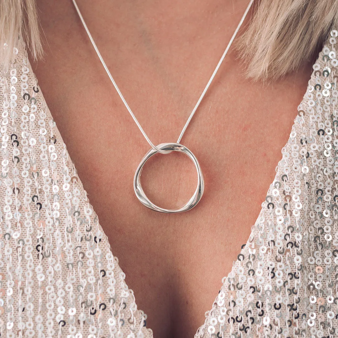 Molly Silver Circle Pendant Necklace