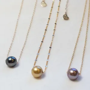 Pearl Float Necklace