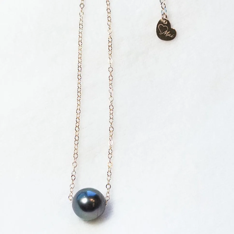 Pearl Float Necklace