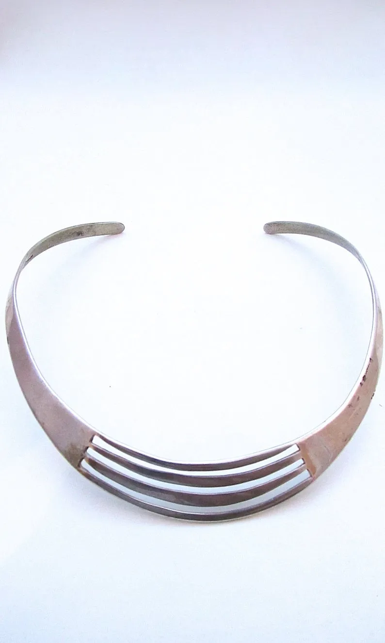 THE MODERNIST 70s Mexican Taxco Rae Silver Necklace, Collar Choker Cuff