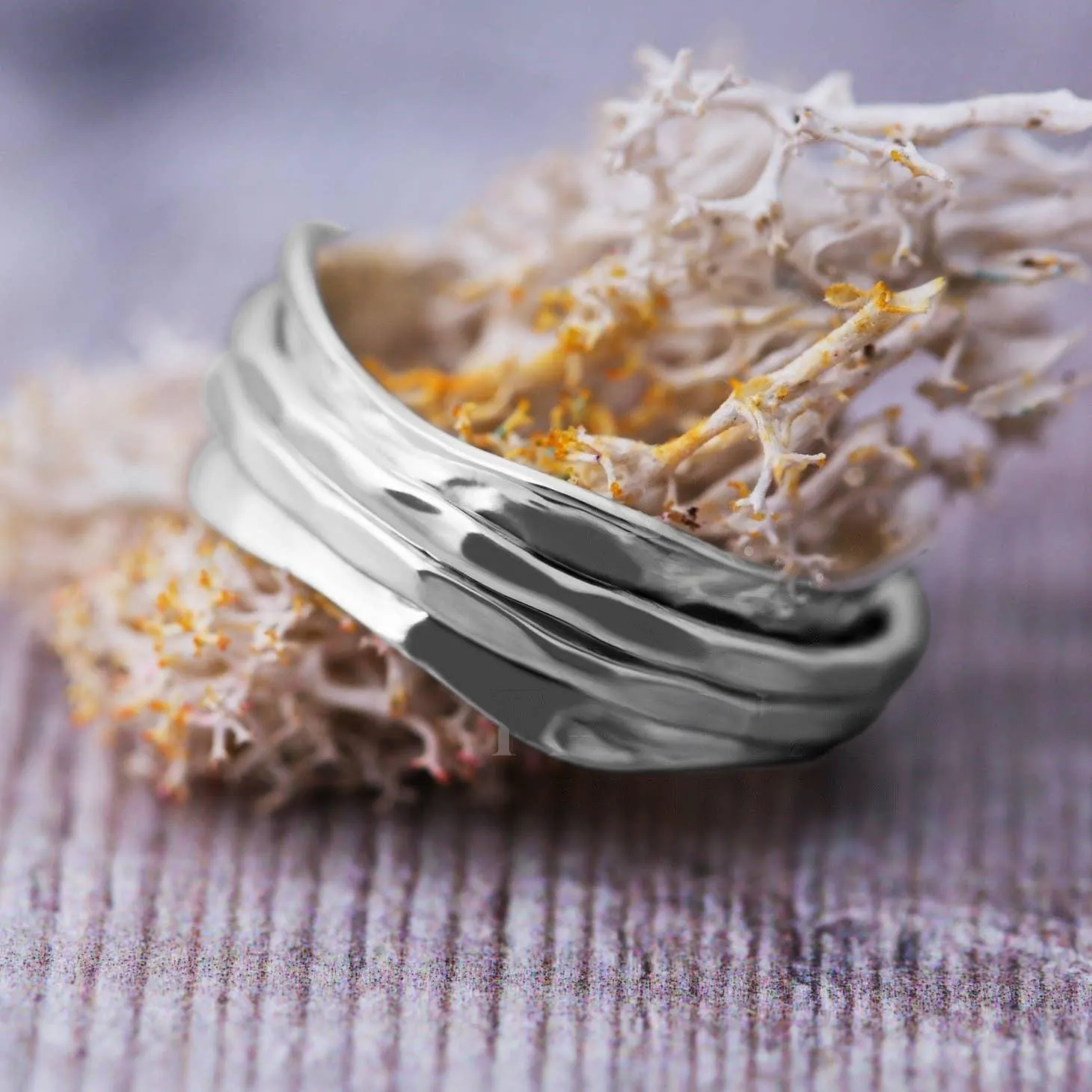 Waves - Spinner Ring